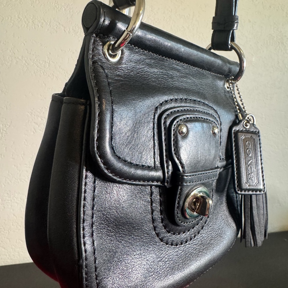 Coach Willis turn lock bag. Arm bag or cross body with tassel black - Picture 3 of 12